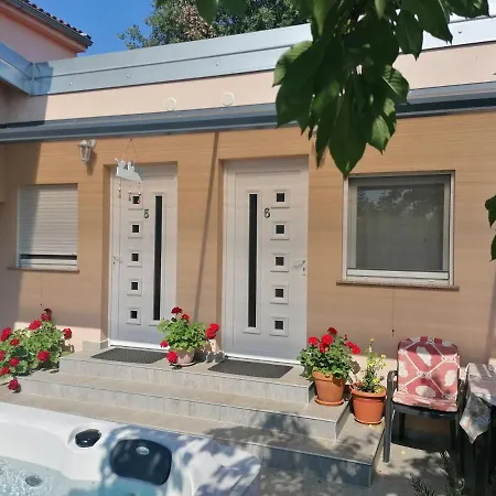 Gostinjska kuća Katarina 3*