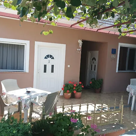 게스트하우스 Katarina 3*